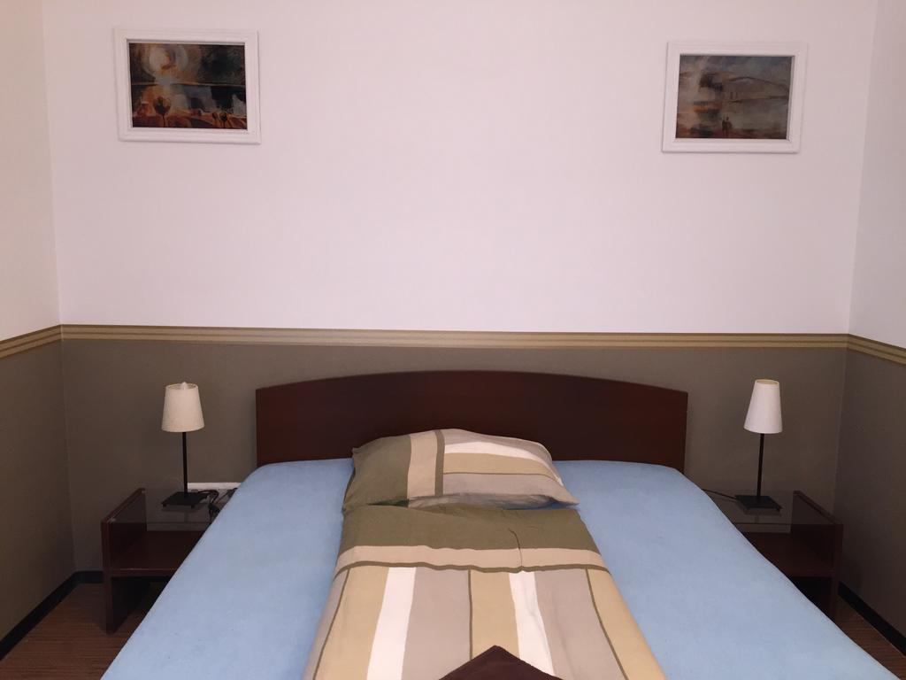 Elvis Guesthouse — Photos 1